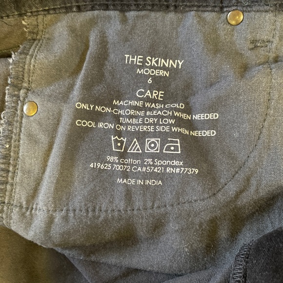 Ann Taylor Black Black Velvet Skinny Pants Size 6 - Picture 5 of 6